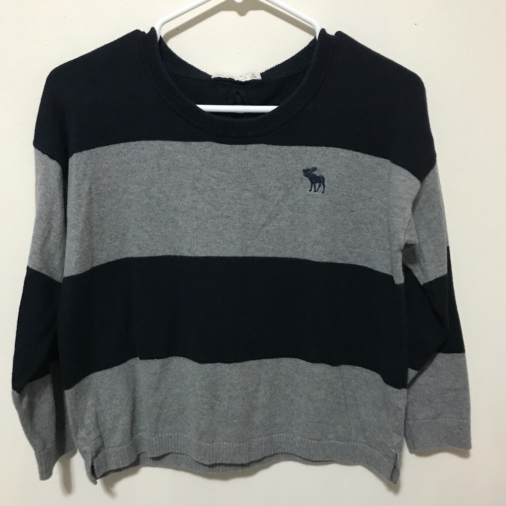 Abercrombie&Fitch Striped Gray/Navy Sweater w/ Bow